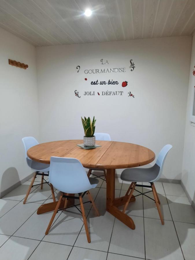 Gite Ma Vie La 3 Etoiles, Jacuzzi, Animaux Acceptes Saint-Julien-de-Cassagnas المظهر الخارجي الصورة
